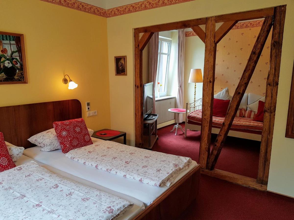 Mosel-Landhaus Am Moselufer B&B Briedern 外观 照片