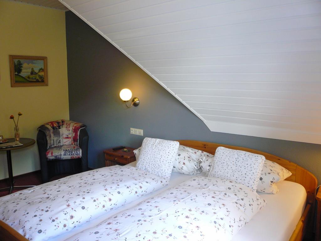 Mosel-Landhaus Am Moselufer B&B Briedern 外观 照片