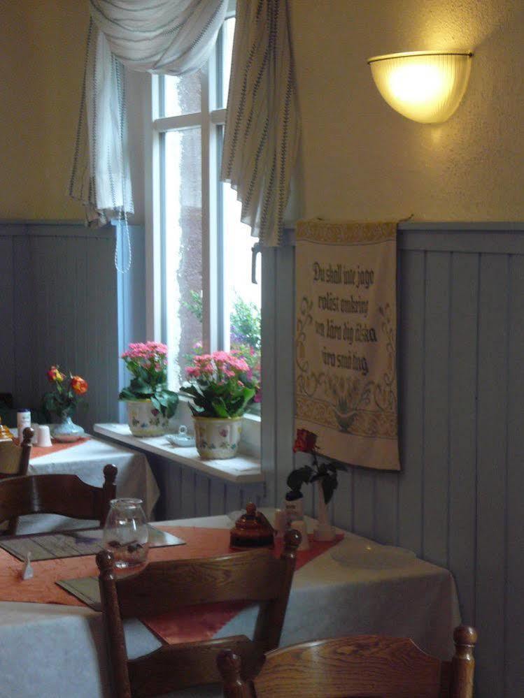Mosel-Landhaus Am Moselufer B&B Briedern 外观 照片